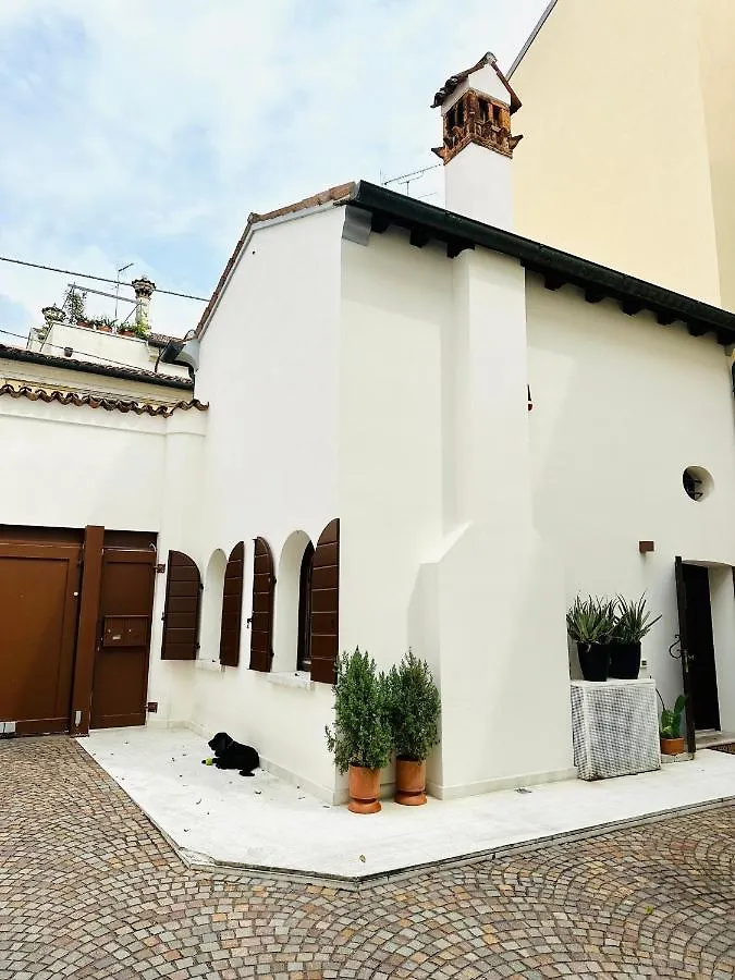 Ca' Degli Uberti Dimora Storica Apartment Treviso 0*,  Italy